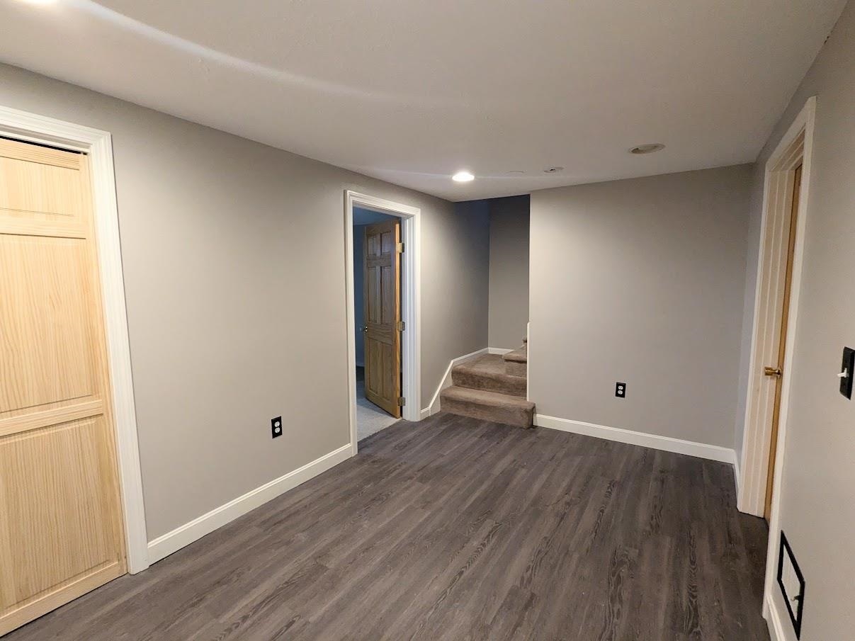 107 Franklin Street, Unit 4 Derry, NH 03038 - Photo 28 of 33