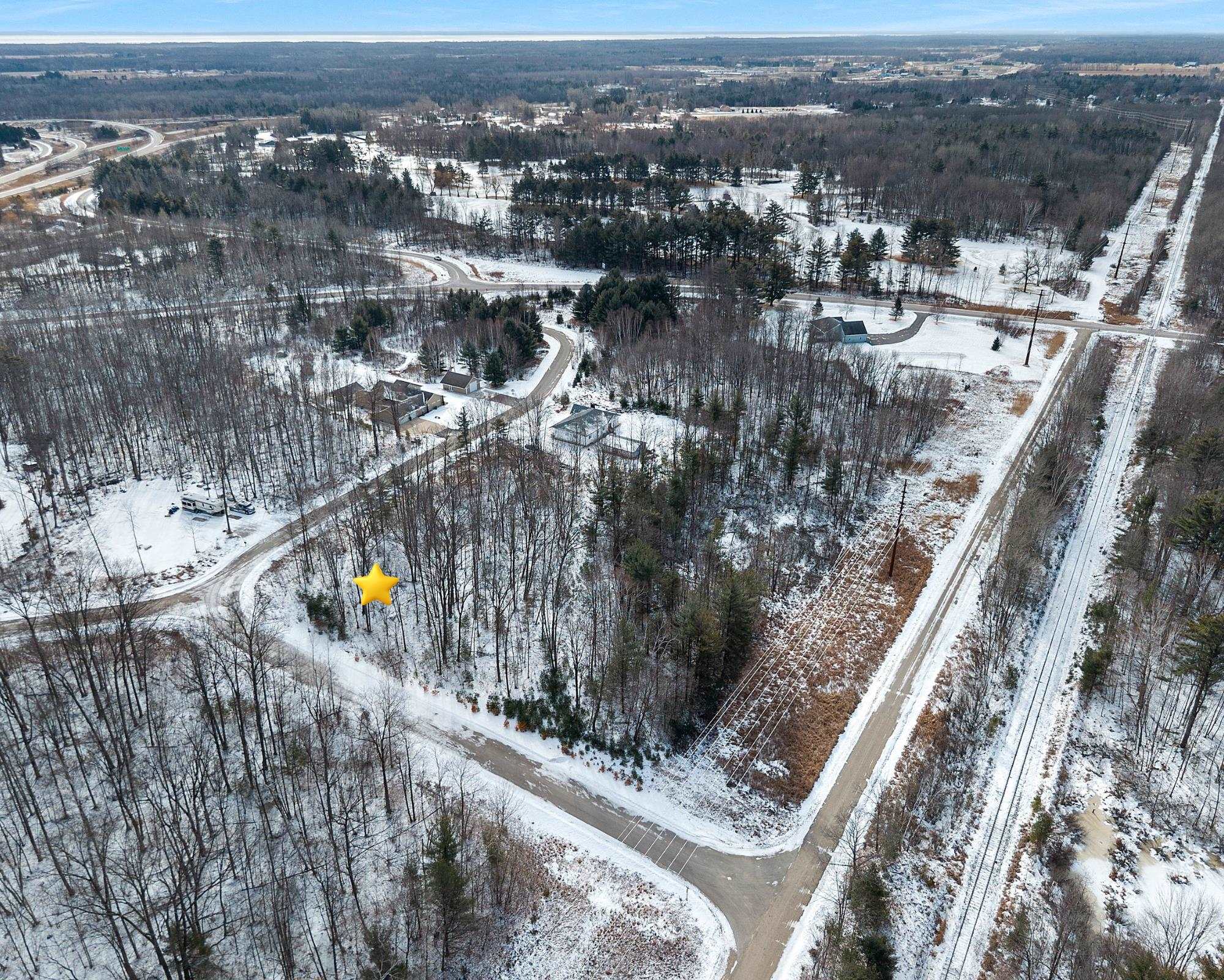 Alpha Lane, Unit 8 Abrams, WI 54101 - Photo 5 of 7
