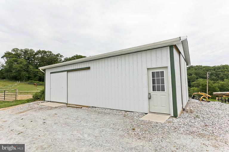 1020 Poole Road Westminster, MD 21157 - Photo 14 of 30 Exterior (General)