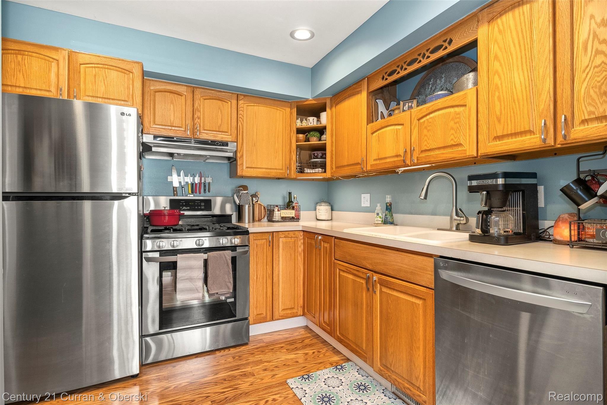 16445 Rudgate Street Southgate, MI 48195 - Photo 10 of 34 10.jpg