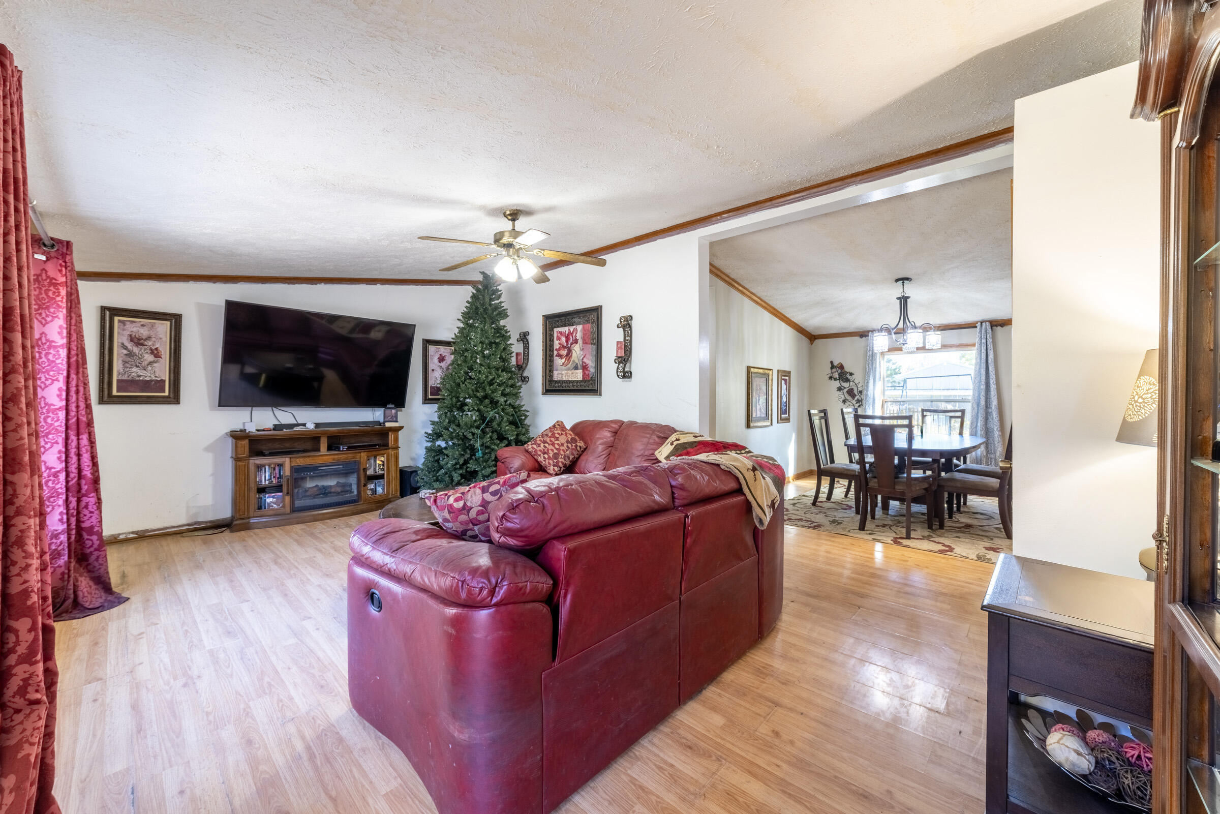 11327 North 550 East, Unit 7 Demotte, IN 46310 - Photo 2 of 47 2400x1601