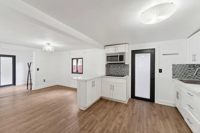 $2,700 | 1204 Northwest 70th Street, Miami, FL 33147