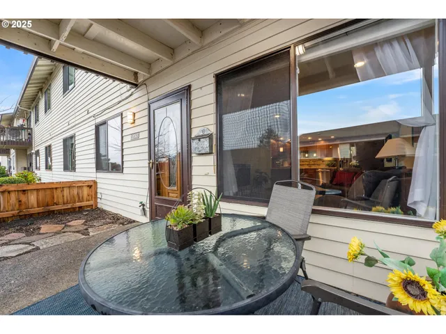 $269,900 | 12065 Southwest King Arthur Street, King City, OR 97224