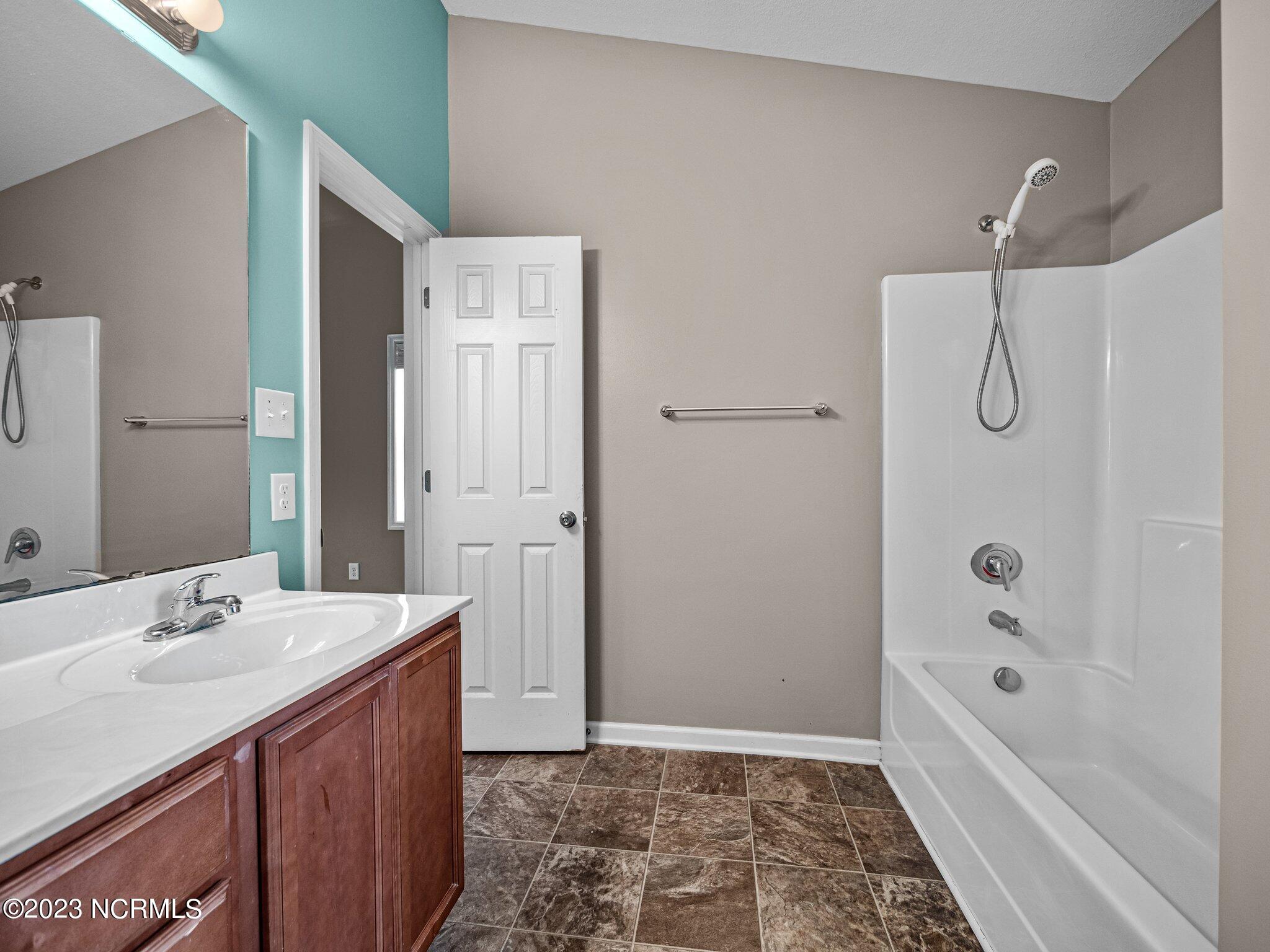 163 Queens Haven Road Hubert, NC 28539 - Photo 20 of 33 38-web-or-mls-M1B19955