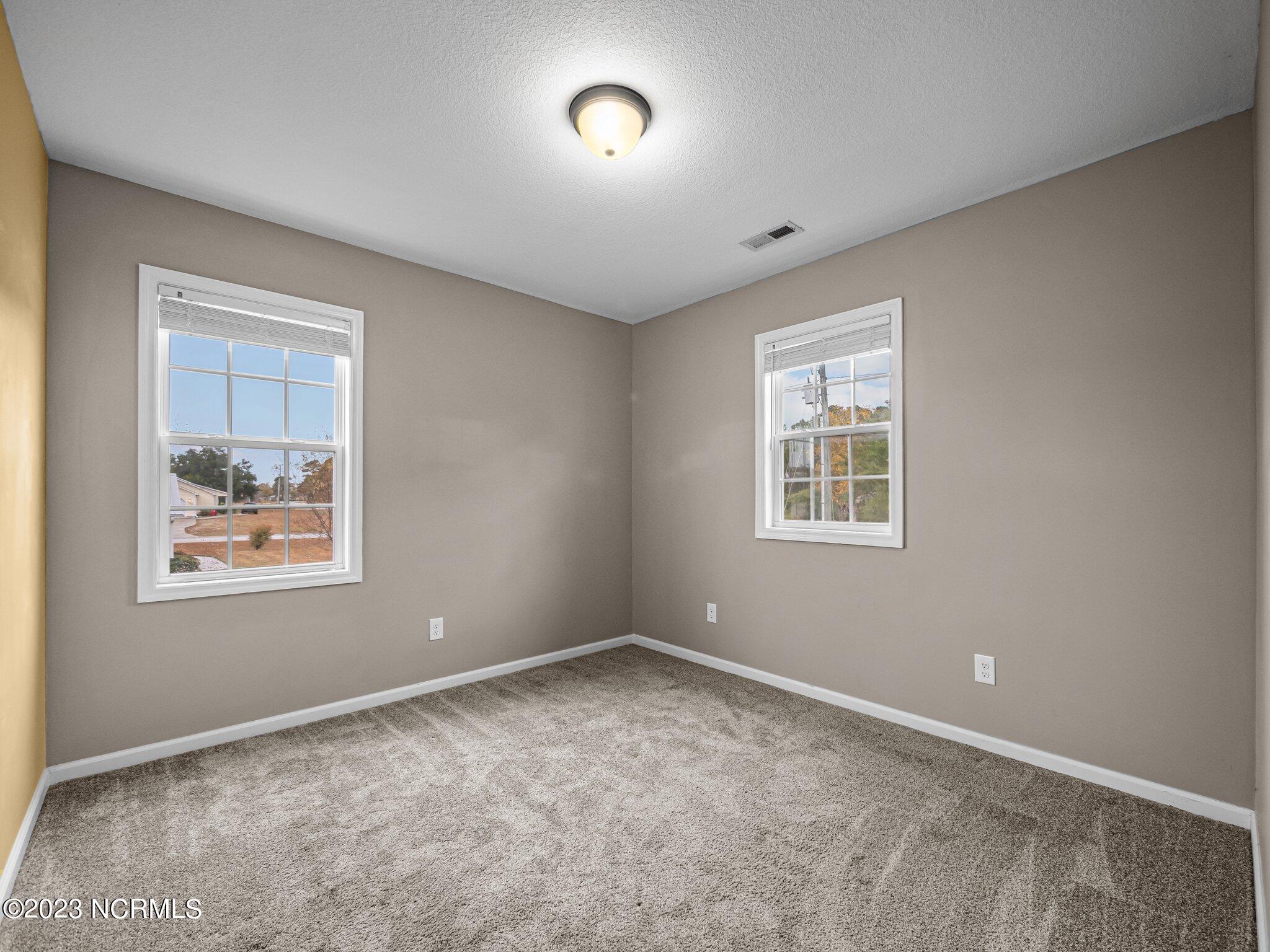 163 Queens Haven Road Hubert, NC 28539 - Photo 23 of 33 44-web-or-mls-M1B19985