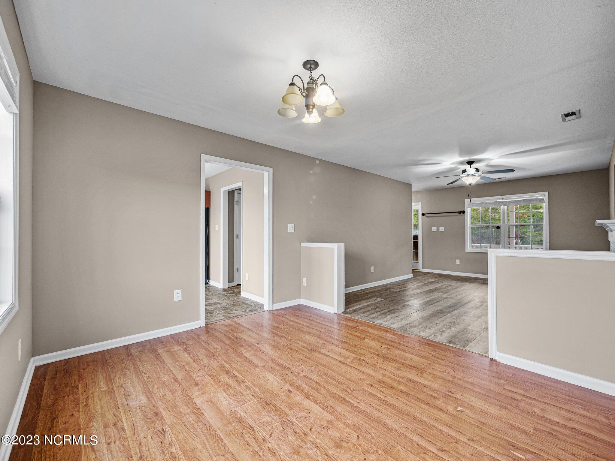 163 Queens Haven Road Hubert, NC 28539 - Photo 8 of 33 21-web-or-mls-M1B19865