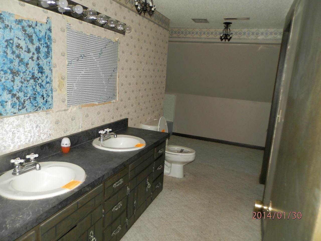 9809 Garman Road Leo, IN 46765 - Photo 11 of 30