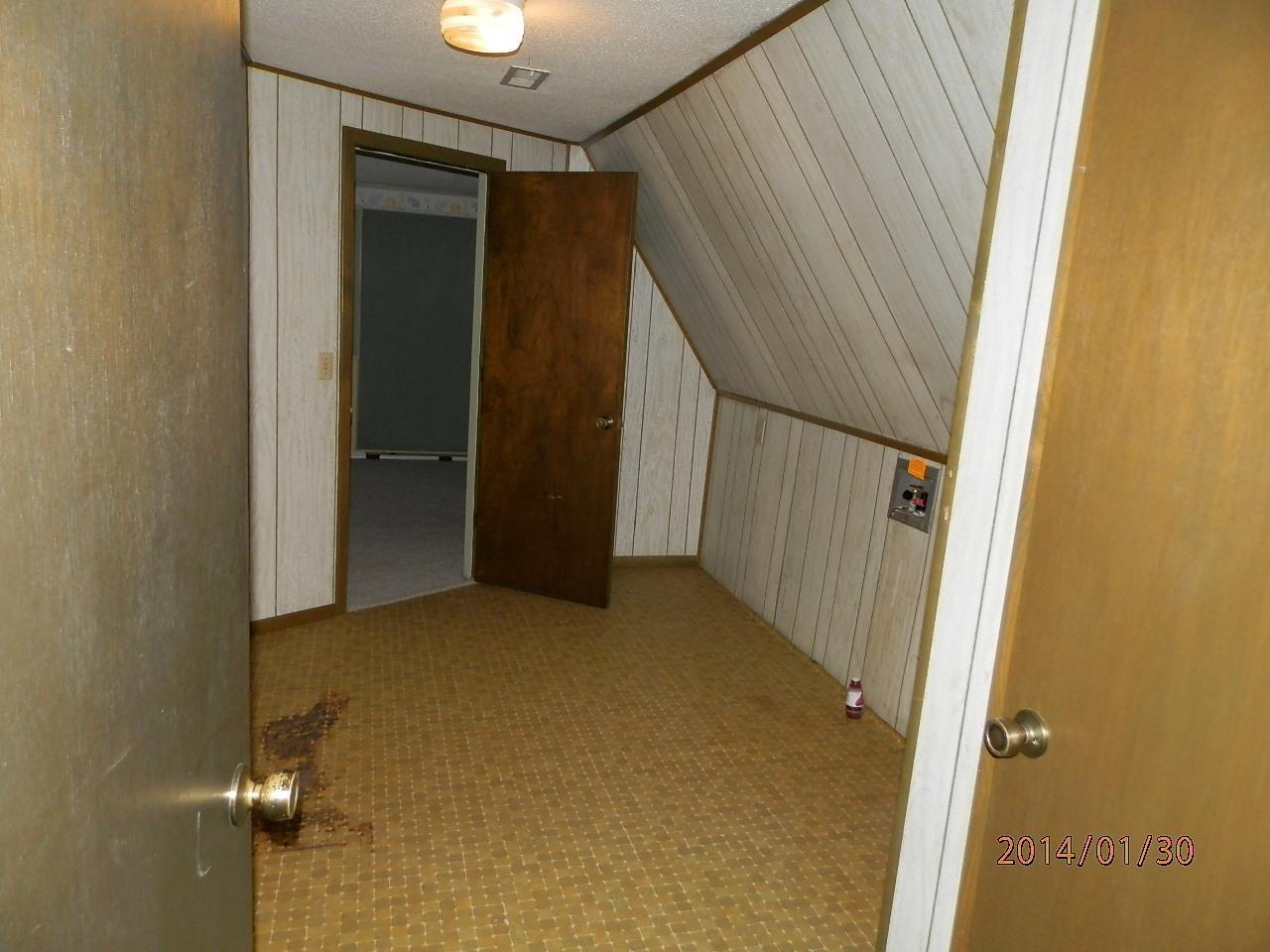 9809 Garman Road Leo, IN 46765 - Photo 7 of 30