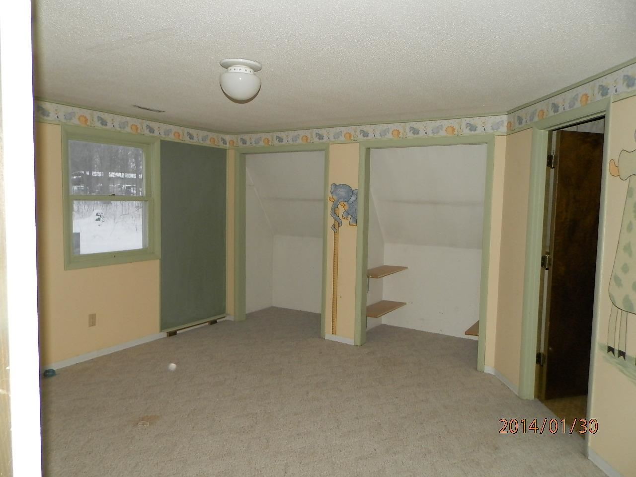 9809 Garman Road Leo, IN 46765 - Photo 9 of 30