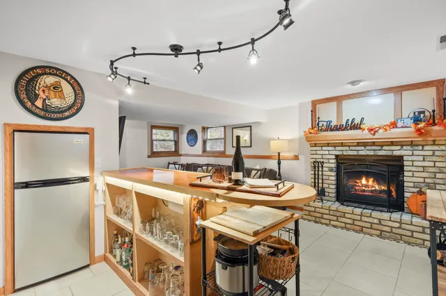 $550,000 | 938 Johnson Street, Oregon, WI 53575