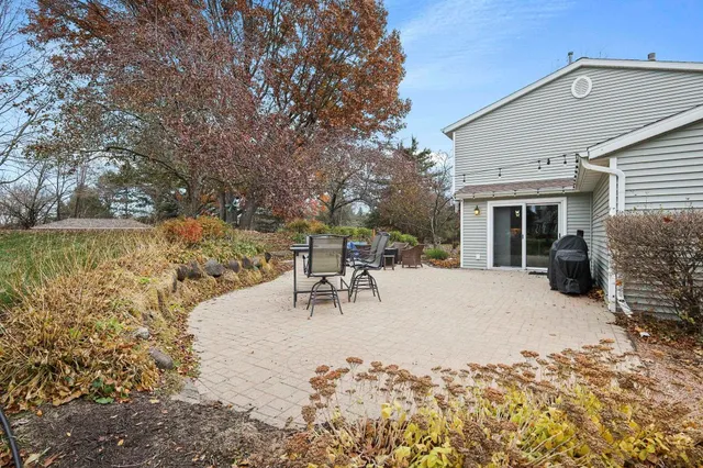 $550,000 | 938 Johnson Street, Oregon, WI 53575