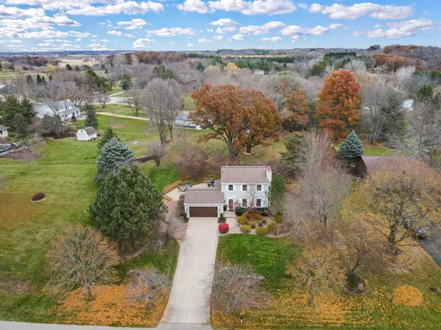 $550,000 | 938 Johnson Street, Oregon, WI 53575