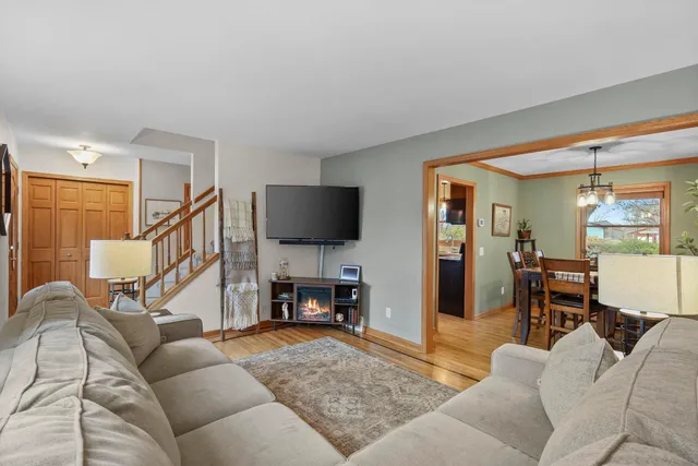 $550,000 | 938 Johnson Street, Oregon, WI 53575