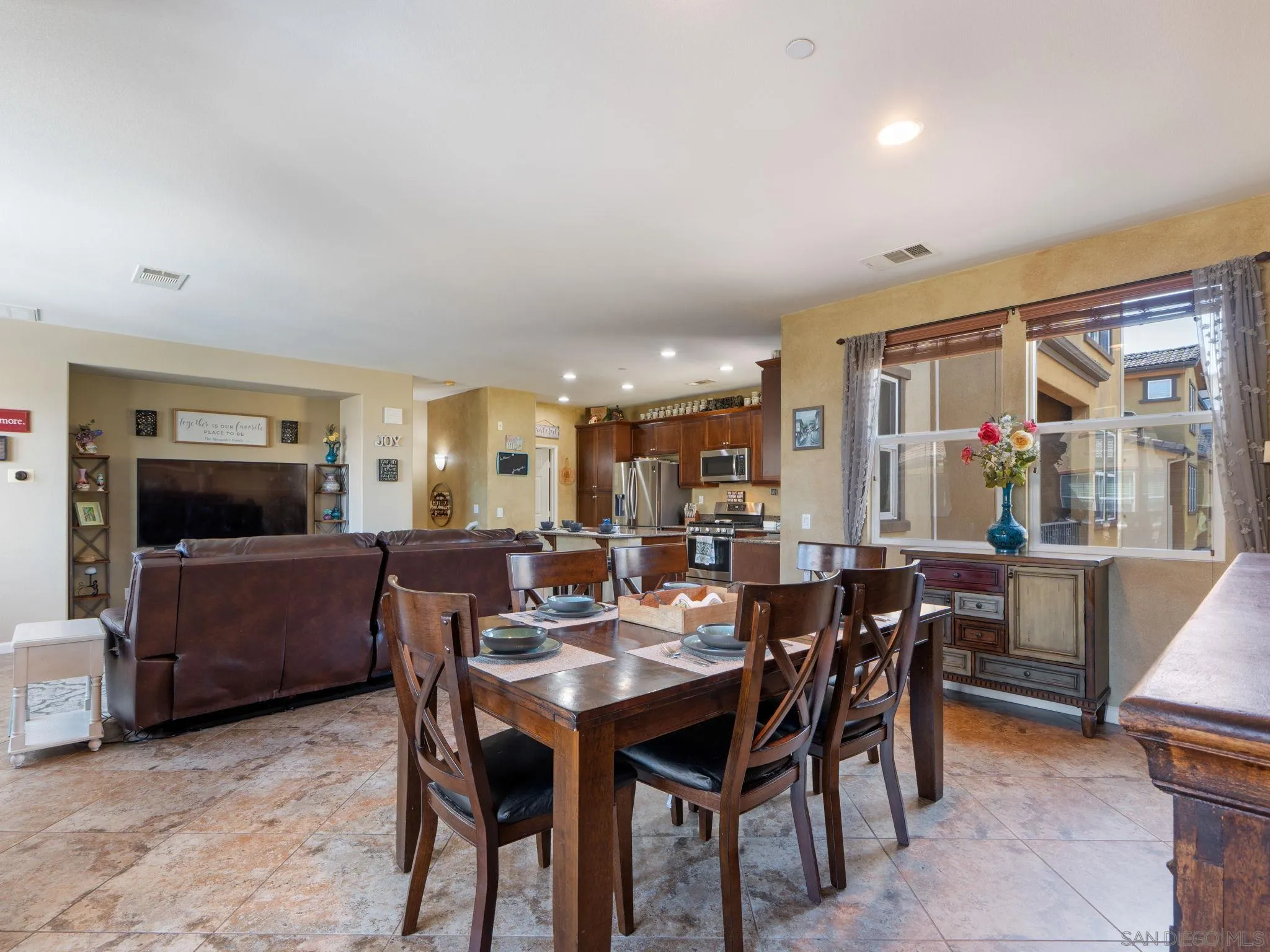 1412 Calabria Street Santee, CA 92071 - Photo 27 of 72