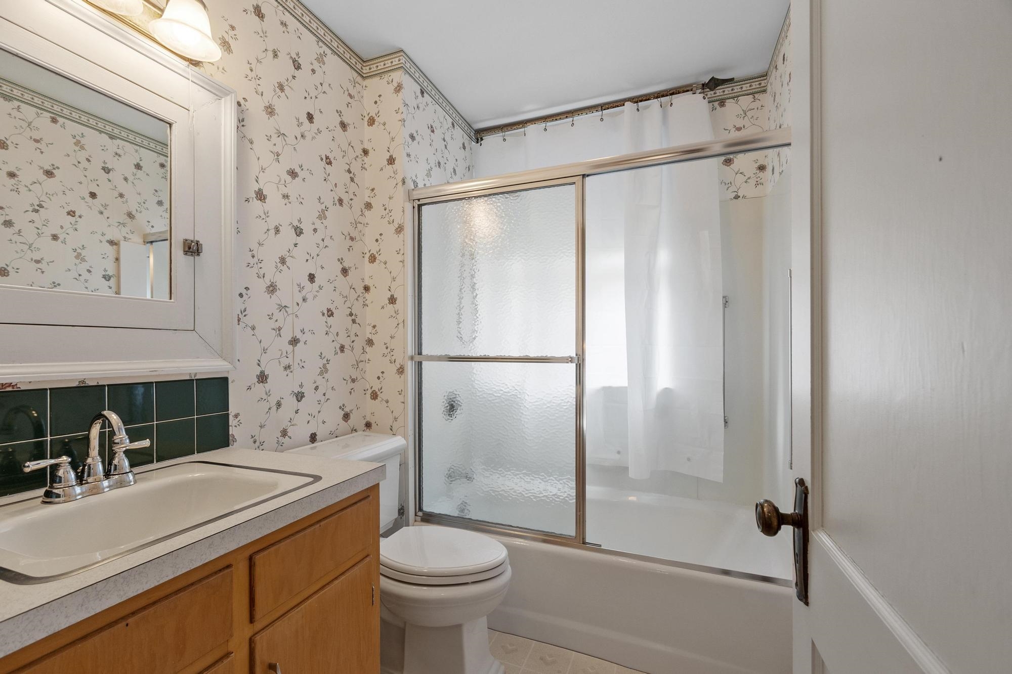 133 North Adams Street Manchester, NH 03104 - Photo 30 of 53