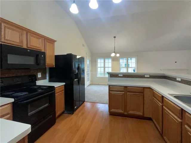 $275,000 | 5945 Raventree Court, Atlanta, GA 30349