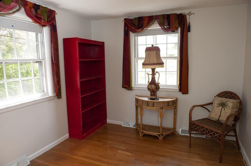 47 Ledgewood Road Framingham, MA 01701 - Photo 21 of 32 Gallery Image 21