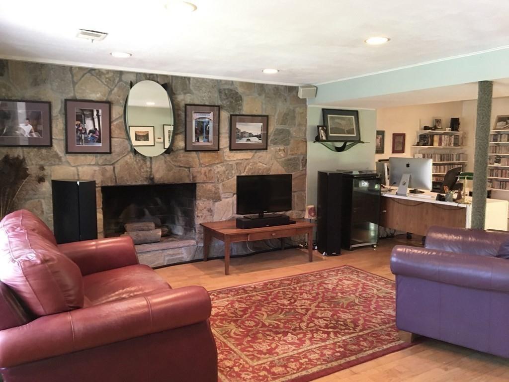 47 Ledgewood Road Framingham, MA 01701 - Photo 23 of 32 Gallery Image 23