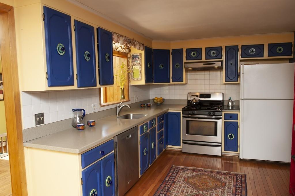 47 Ledgewood Road Framingham, MA 01701 - Photo 7 of 32 Gallery Image 7