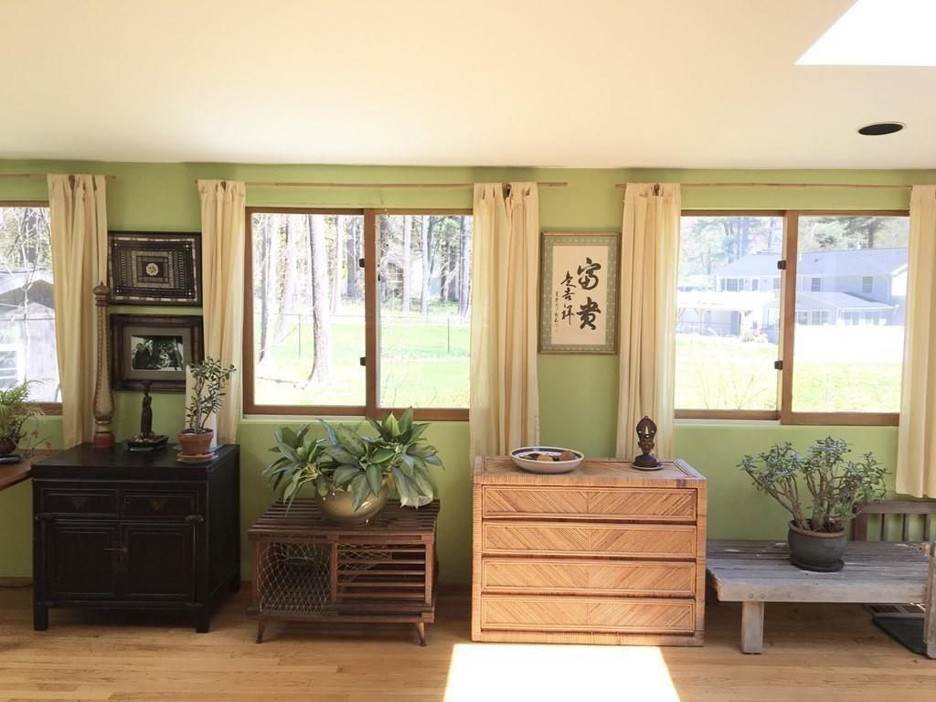 47 Ledgewood Road Framingham, MA 01701 - Photo 9 of 32 Gallery Image 9