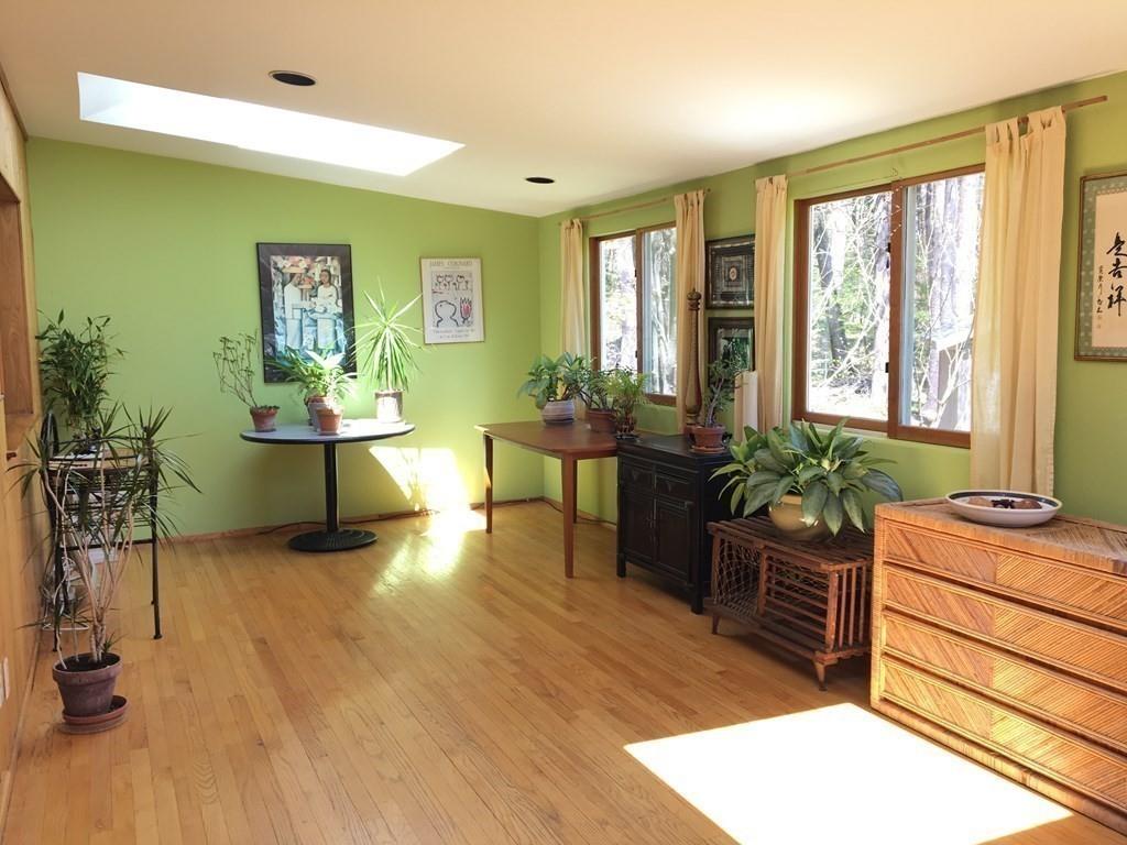 47 Ledgewood Road Framingham, MA 01701 - Photo 10 of 32 Gallery Image 10
