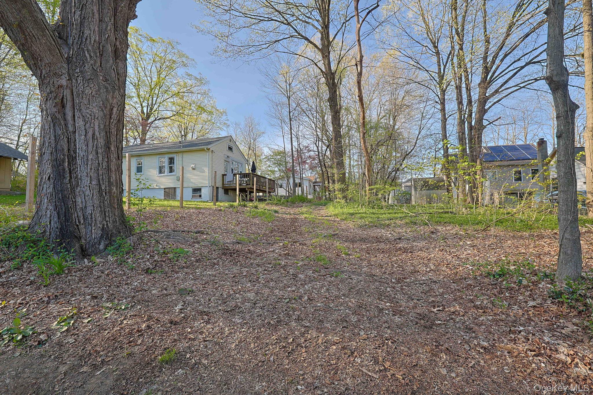 231 Cherry Road Yorktown Heights, NY 10598 - Photo 18 of 29 entrance from kent rd