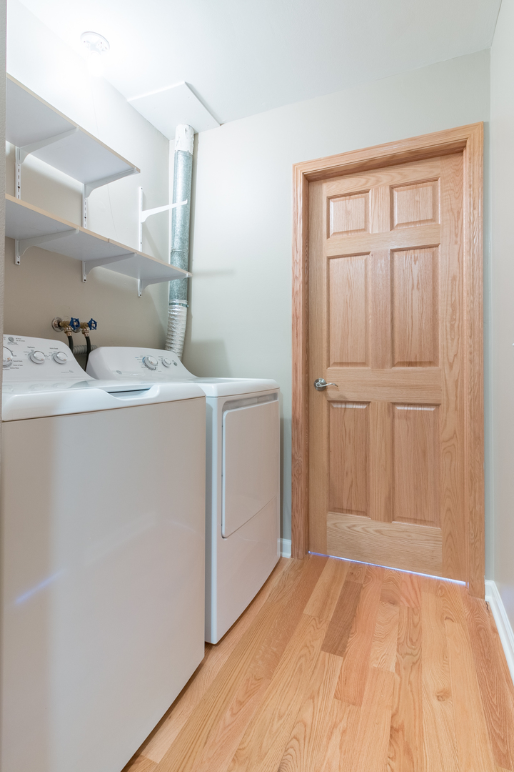 711 Sunfish Point Schaumburg, IL 60194 - Photo 18 of 20