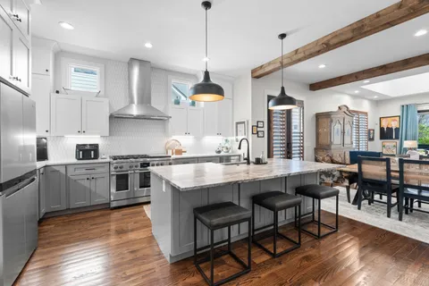 $1,644,900 | 128 37th Avenue North, Nashville, TN 37209