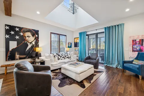 $1,644,900 | 128 37th Avenue North, Nashville, TN 37209