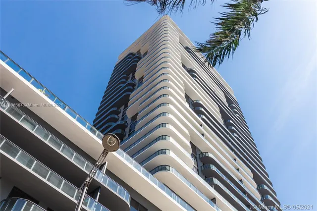 $5,500 | 121 Northeast 34th Street, Unit 1604, Miami, FL 33137