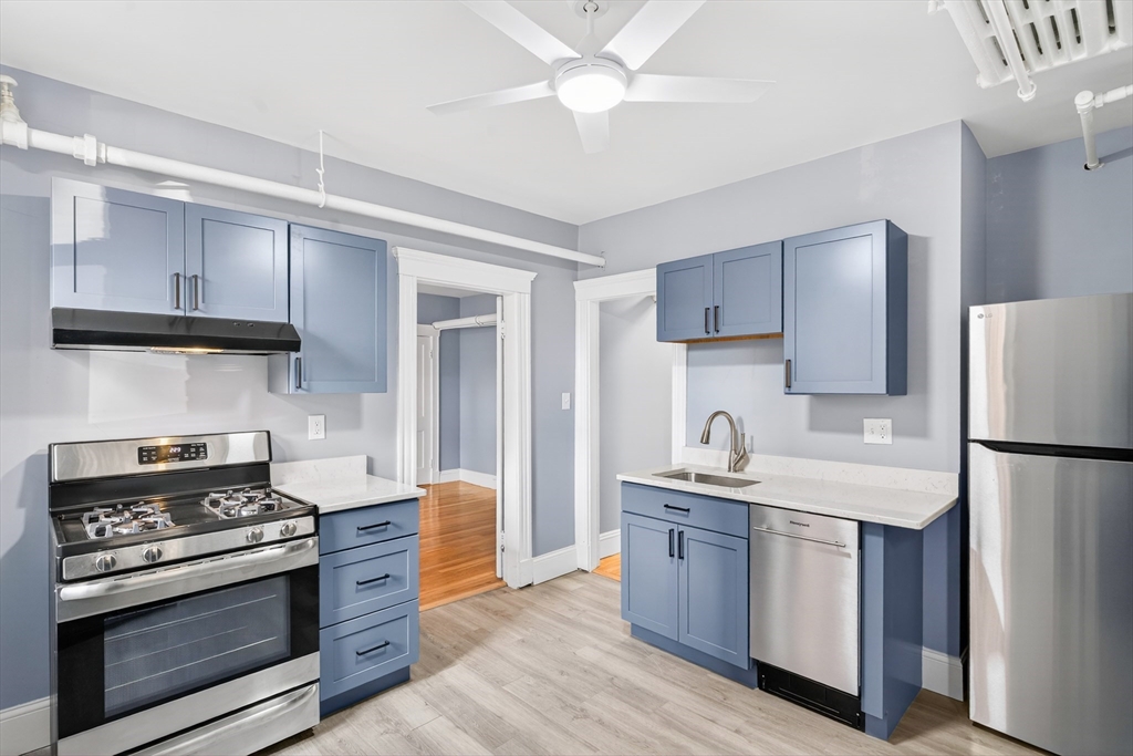 36 St Paul Street, Unit B Brookline, MA 02446 - Photo 7 of 14