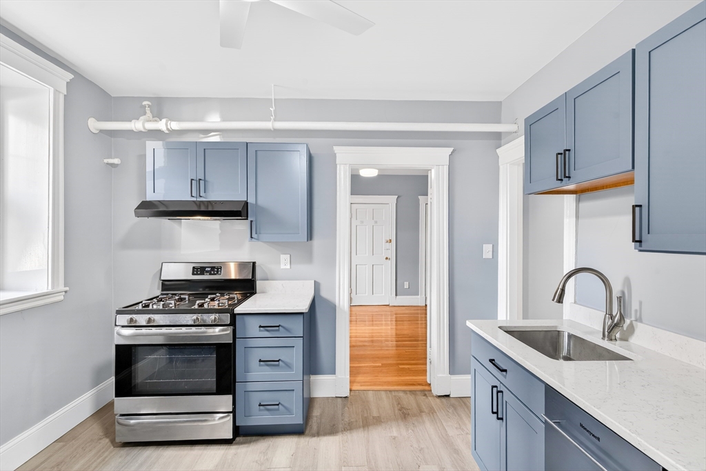 36 St Paul Street, Unit B Brookline, MA 02446 - Photo 9 of 14