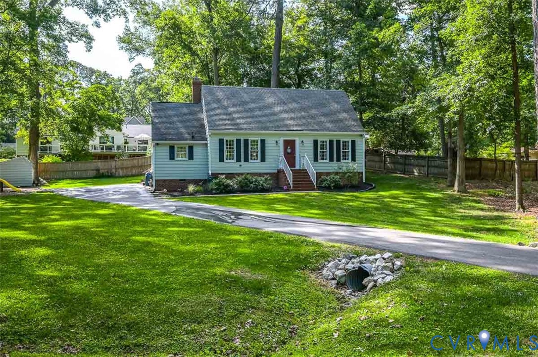 1113 Santa Anna Road Henrico, VA 23229 - Photo 2 of 56
