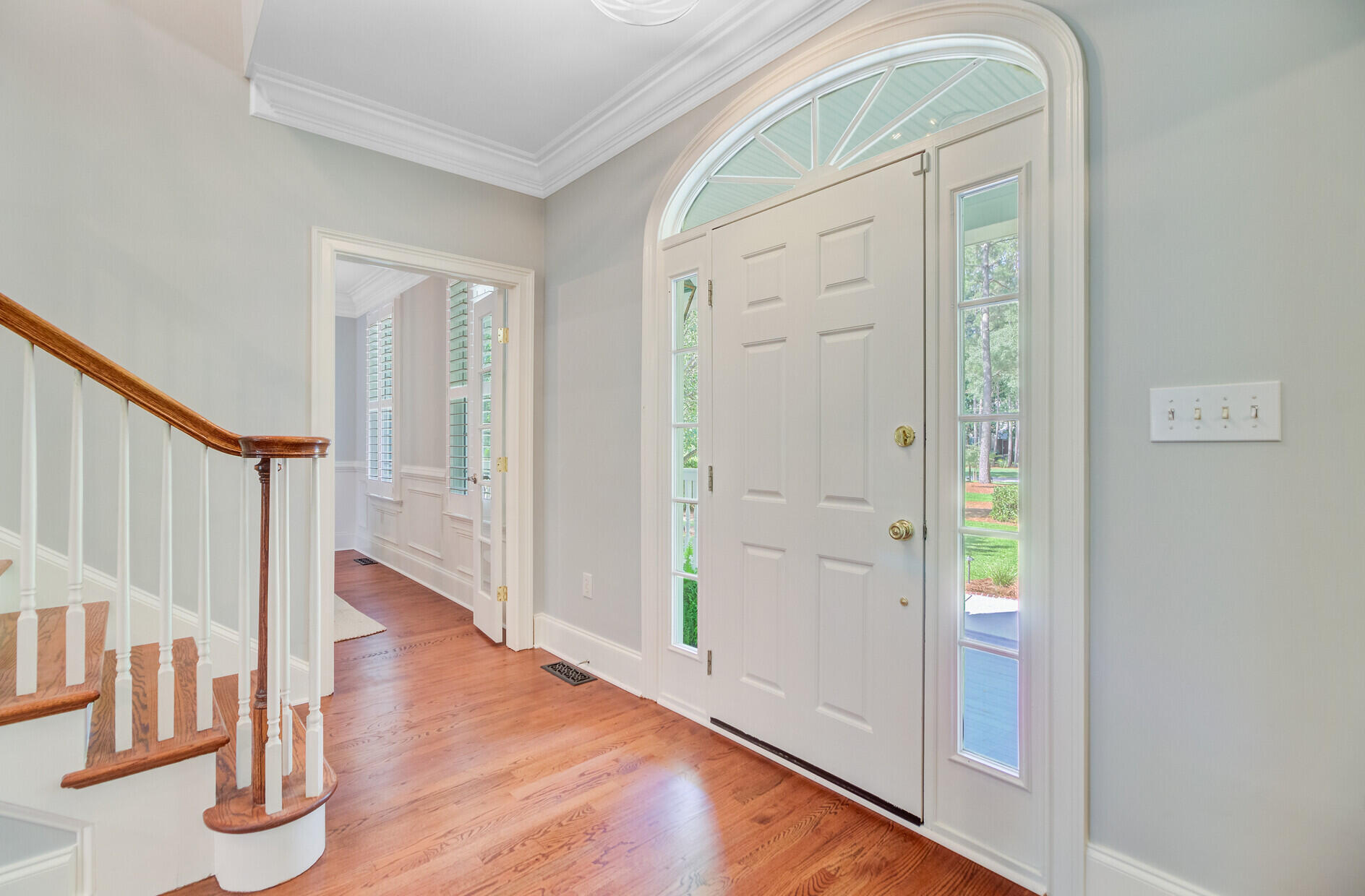 1829 Shell Ring Circle Mount Pleasant, SC 29466 - Photo 7 of 69 Welcoming foyer