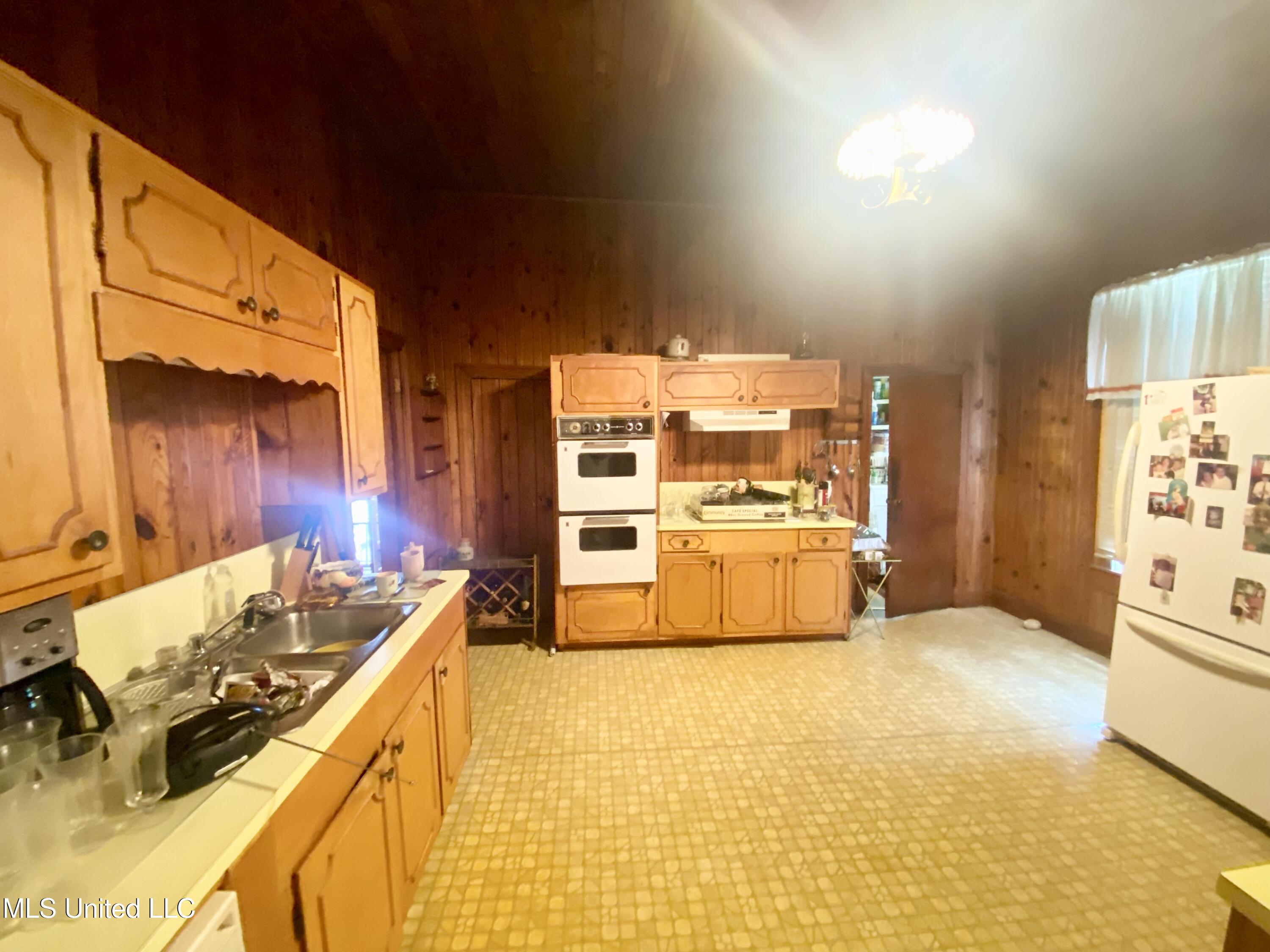 613 Georgetown Street Hazlehurst, MS 39083 - Photo 27 of 37 IMG_3189