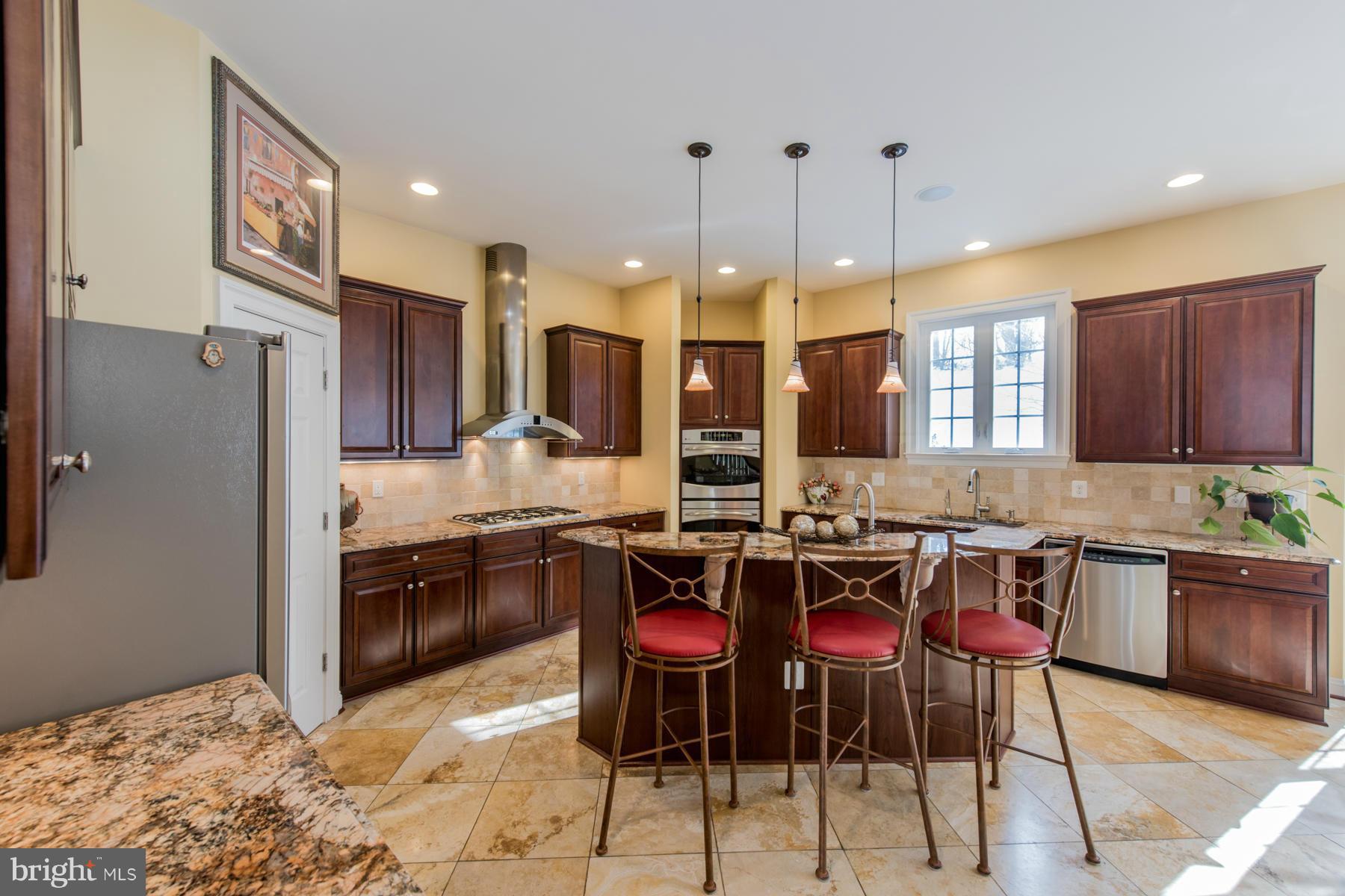 6905 Granite Ridge Court Baltimore, MD 21209 - Photo 2 of 30 Kitchen