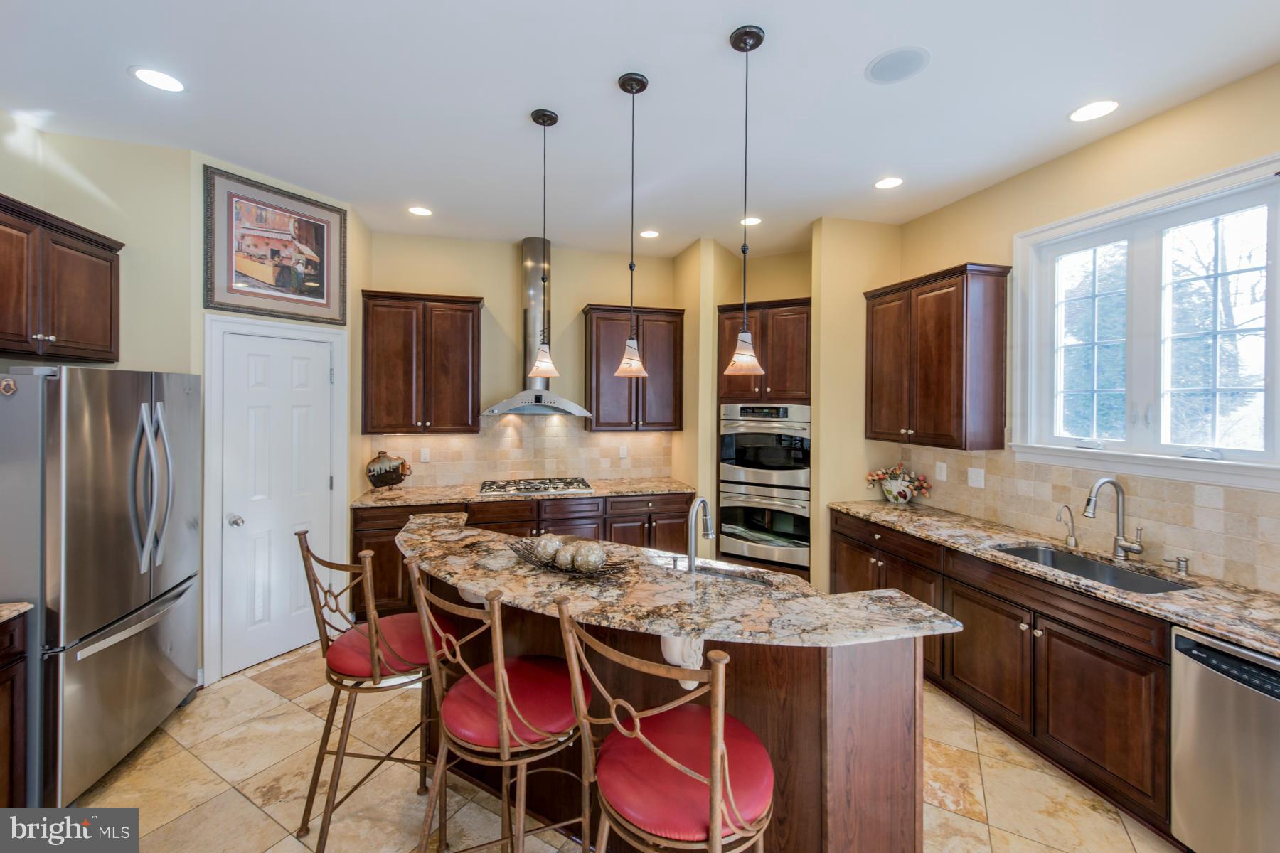 6905 Granite Ridge Court Baltimore, MD 21209 - Photo 4 of 30 Kitchen