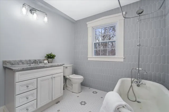 $1,149,000 | 18 Souhegan Street, Milford, NH 03055