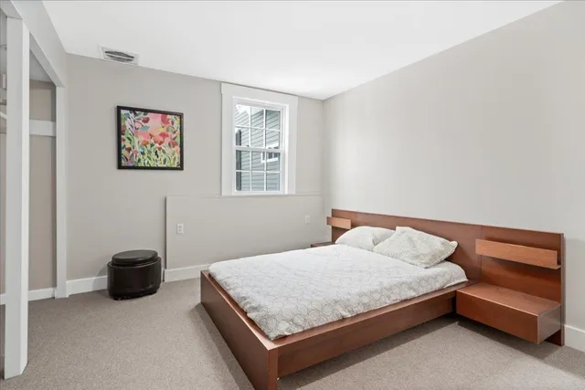 $1,149,000 | 18 Souhegan Street, Milford, NH 03055