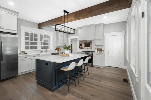 $1,149,000 | 18 Souhegan Street, Milford, NH 03055