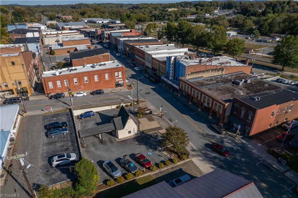 202 West Main Street Elkin, NC 28621 - Photo 20 of 24