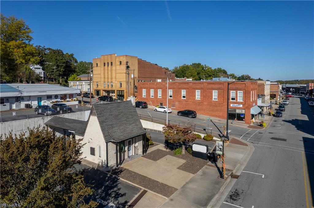 202 West Main Street Elkin, NC 28621 - Photo 21 of 24