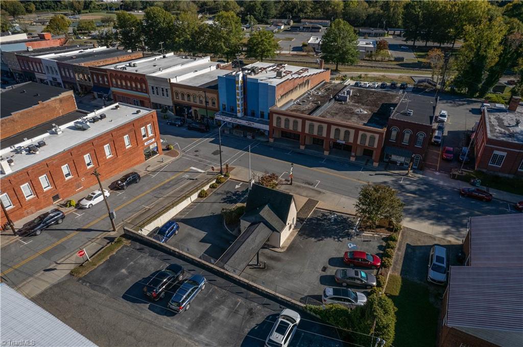 202 West Main Street Elkin, NC 28621 - Photo 22 of 24