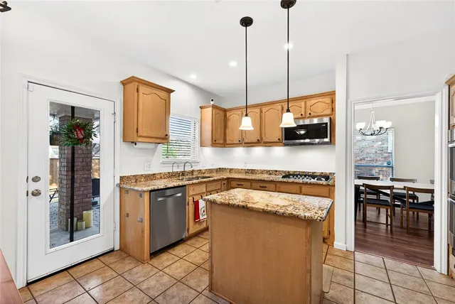 $495,000 | 1804 Hunters Ridge Drive, Grapevine, TX 76051