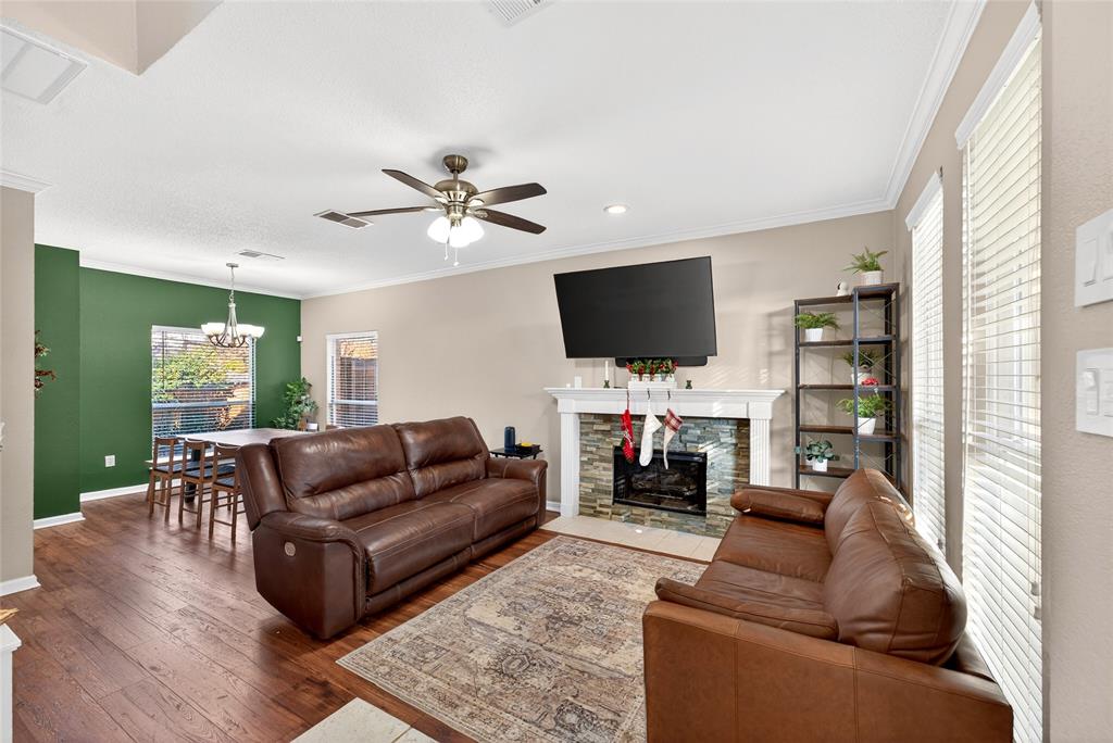 1804 Hunters Ridge Drive Grapevine, TX 76051 - Photo 3 of 36 Open living room and dinning room