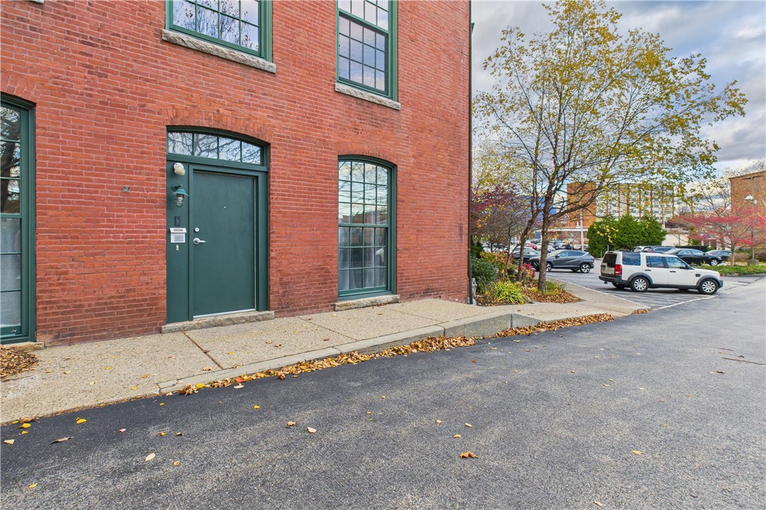 28 Bayley Street, Unit 107 Pawtucket, RI 02860 - Photo 3 of 21