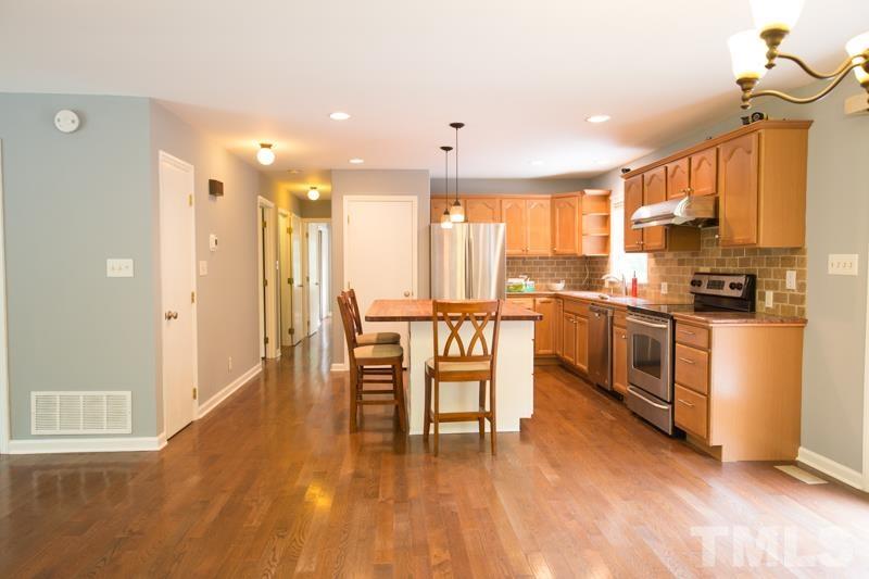 6829 Laurdane Road Raleigh, NC 27613 - Photo 7 of 28