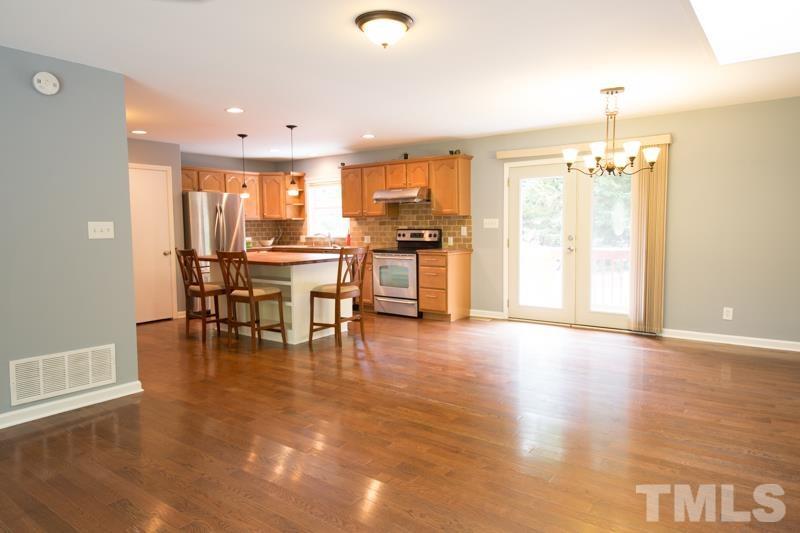 6829 Laurdane Road Raleigh, NC 27613 - Photo 8 of 28