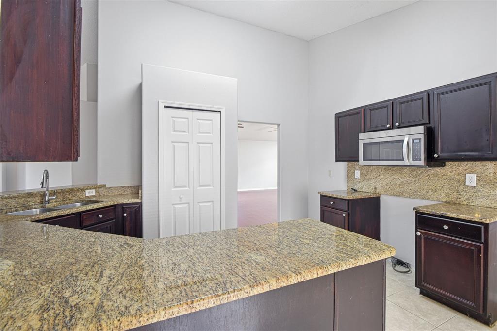 1708 Powder Ridge Drive Valrico, FL 33594 - Photo 19 of 52