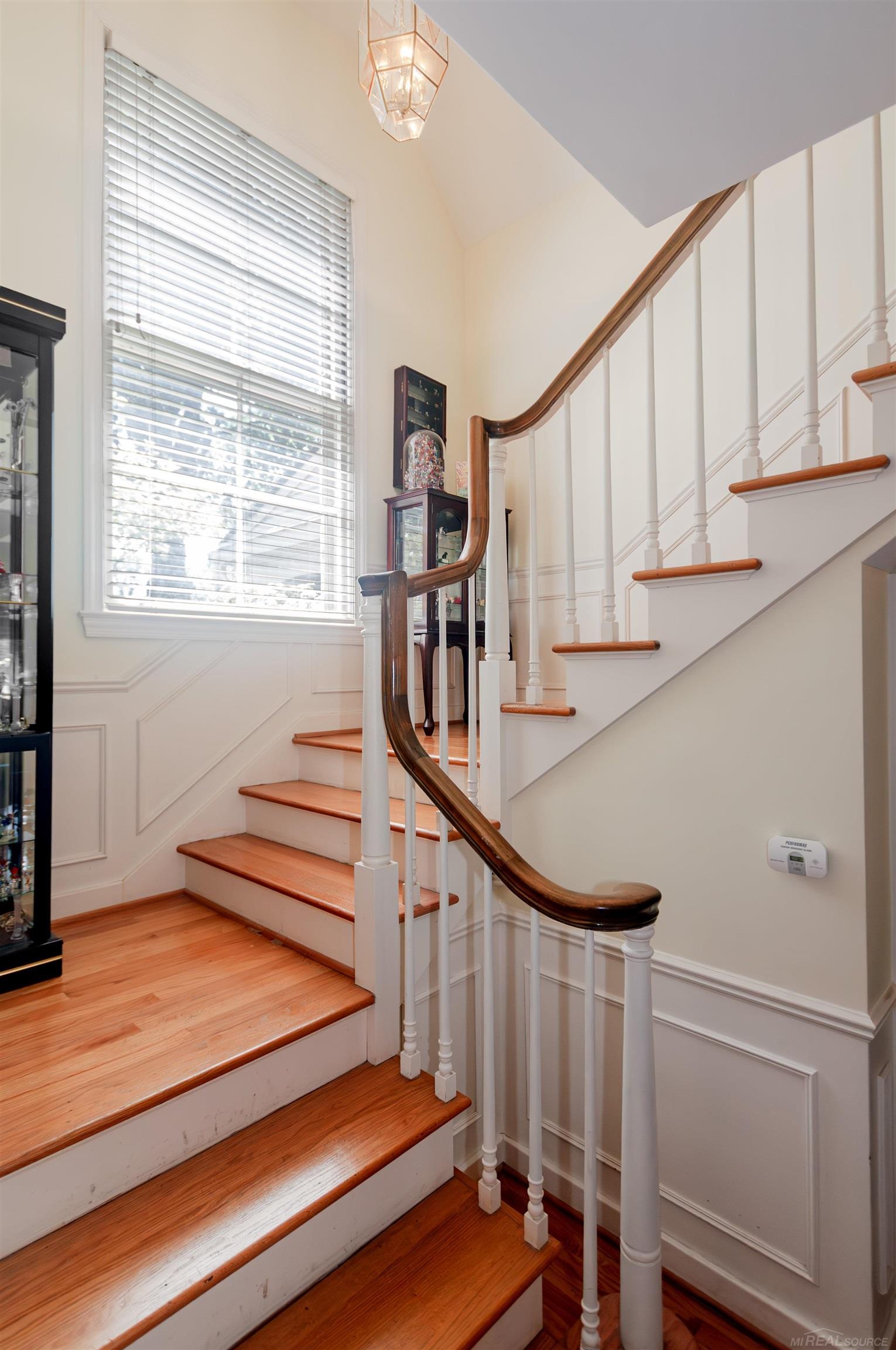 164 Lothrop Road Grosse Pointe, MI 48236 - Photo 34 of 54 50151741-0556960d-66d2-4e96-9462-afa4313b0290.JPG